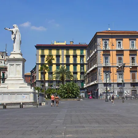 Dell'arte 3* Neapol