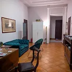 Dell'arte Pensión 3*