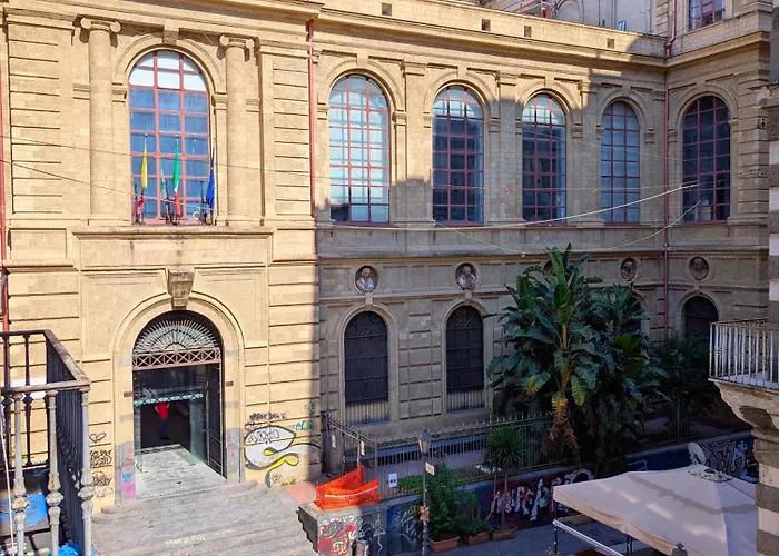 Dell'arte Konukevi